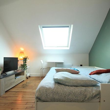 Disponible - Appartement Entier - 10Mn Rer B Aeroport Cdg - Paris Gare Du Nord, T11 Express, Le Bourget, Tout Equipe, Netflix Gratuit, 3 Personnes, 4Eme Etage, Escaliers, Parc Des Expositions, Parking Rue Gratuit Apres 19H 德朗西 外观 照片