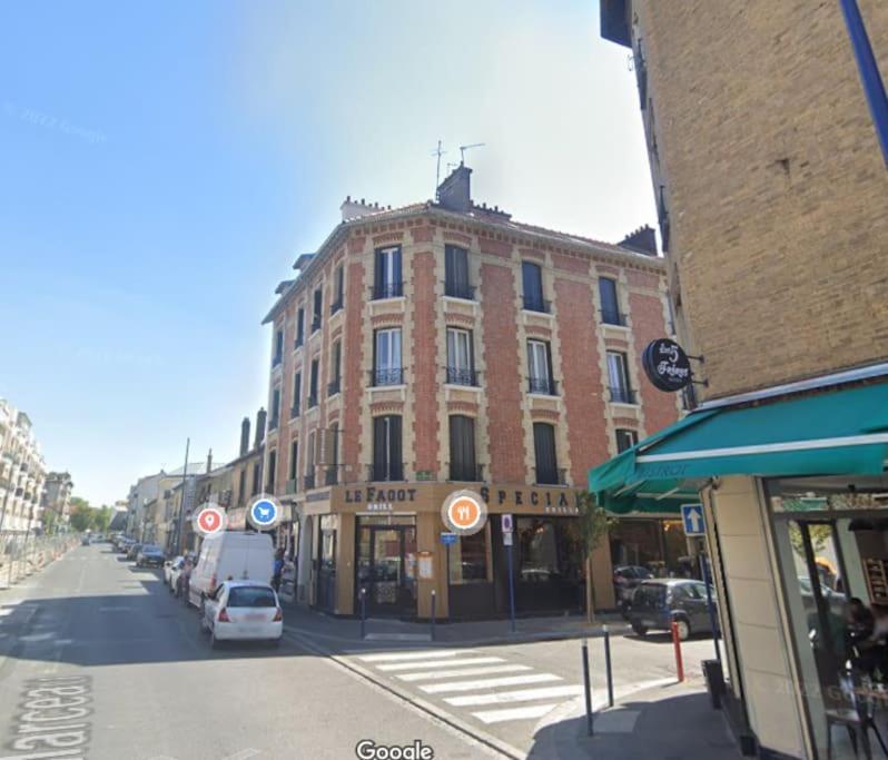 Disponible - Appartement Entier - 10Mn Rer B Aeroport Cdg - Paris Gare Du Nord, T11 Express, Le Bourget, Tout Equipe, Netflix Gratuit, 3 Personnes, 4Eme Etage, Escaliers, Parc Des Expositions, Parking Rue Gratuit Apres 19H 德朗西 外观 照片