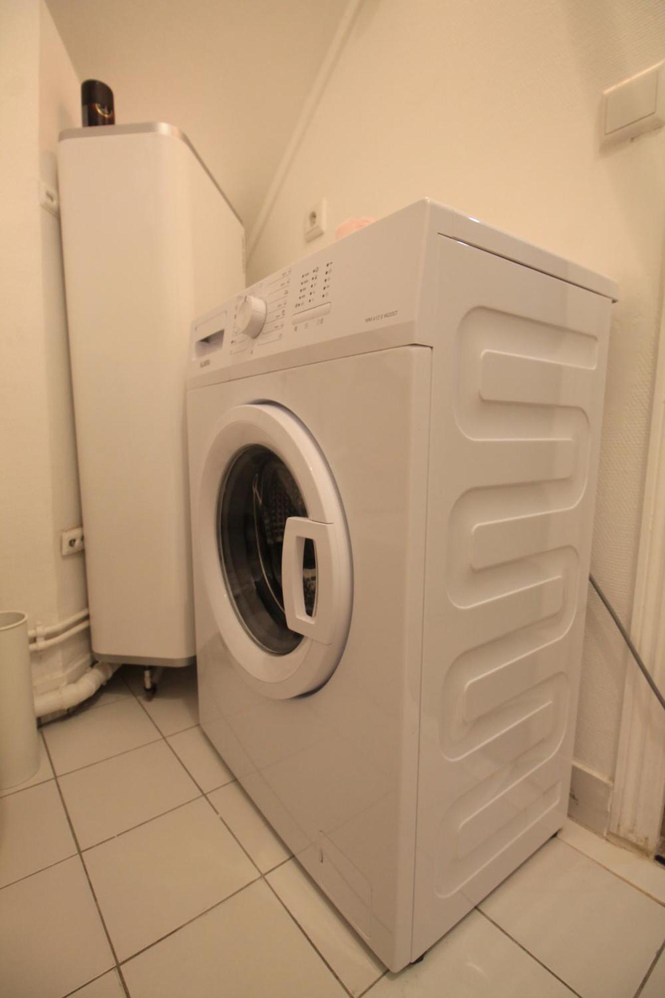 Disponible - Appartement Entier - 10Mn Rer B Aeroport Cdg - Paris Gare Du Nord, T11 Express, Le Bourget, Tout Equipe, Netflix Gratuit, 3 Personnes, 4Eme Etage, Escaliers, Parc Des Expositions, Parking Rue Gratuit Apres 19H 德朗西 外观 照片