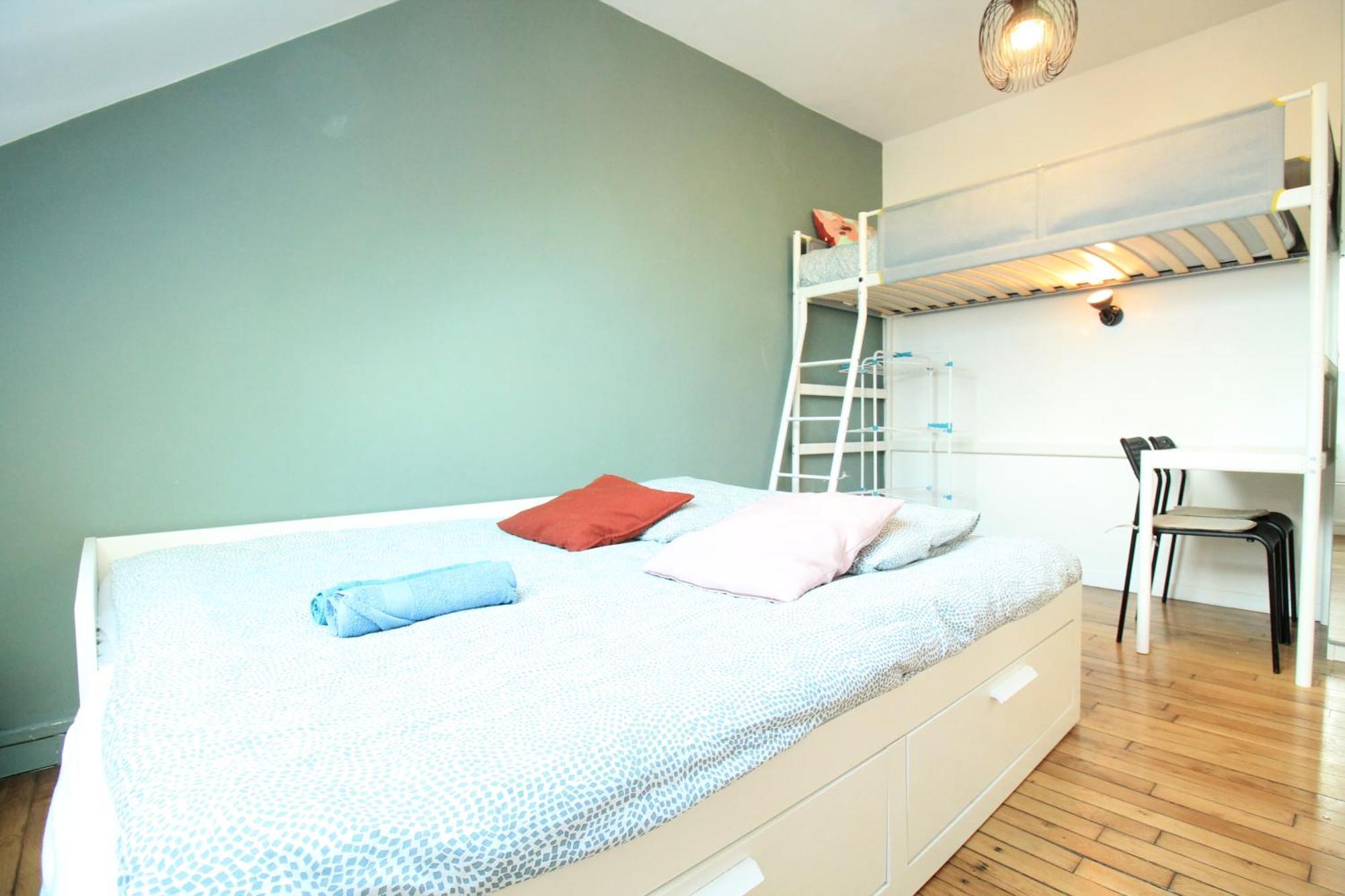 Disponible - Appartement Entier - 10Mn Rer B Aeroport Cdg - Paris Gare Du Nord, T11 Express, Le Bourget, Tout Equipe, Netflix Gratuit, 3 Personnes, 4Eme Etage, Escaliers, Parc Des Expositions, Parking Rue Gratuit Apres 19H 德朗西 外观 照片