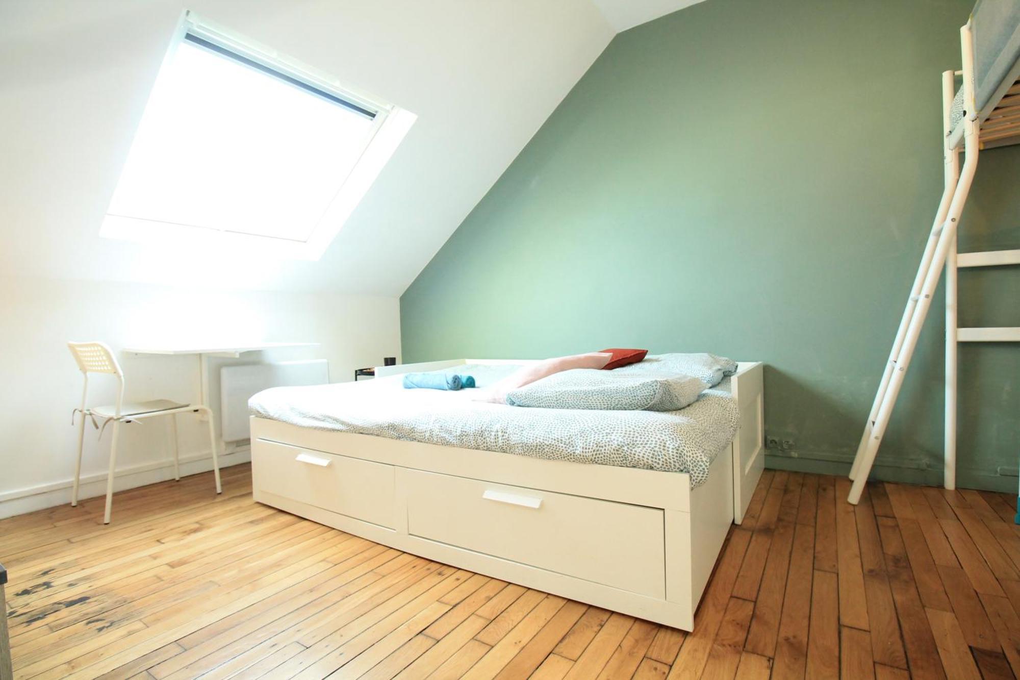 Disponible - Appartement Entier - 10Mn Rer B Aeroport Cdg - Paris Gare Du Nord, T11 Express, Le Bourget, Tout Equipe, Netflix Gratuit, 3 Personnes, 4Eme Etage, Escaliers, Parc Des Expositions, Parking Rue Gratuit Apres 19H 德朗西 外观 照片