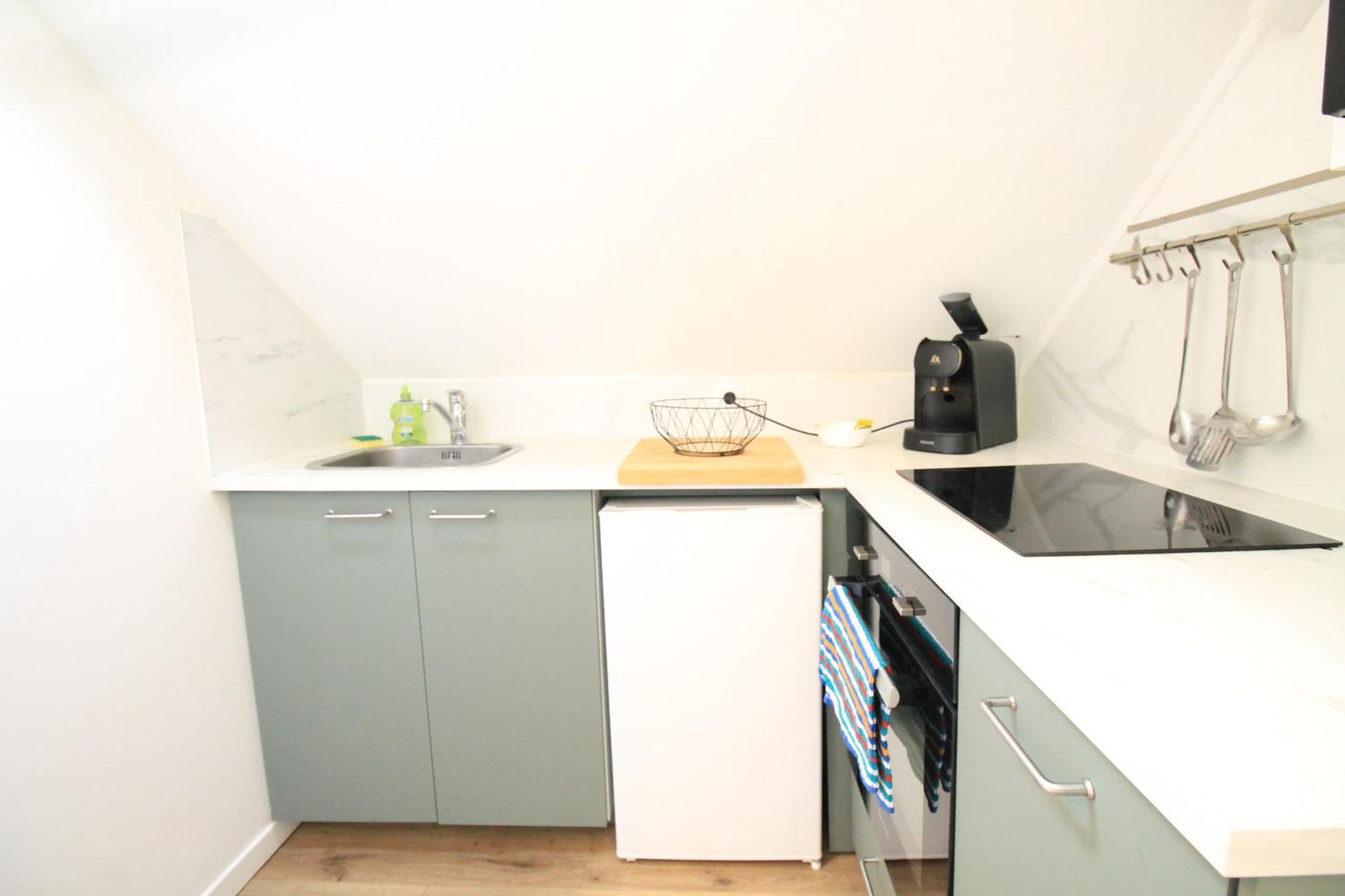 Disponible - Appartement Entier - 10Mn Rer B Aeroport Cdg - Paris Gare Du Nord, T11 Express, Le Bourget, Tout Equipe, Netflix Gratuit, 3 Personnes, 4Eme Etage, Escaliers, Parc Des Expositions, Parking Rue Gratuit Apres 19H 德朗西 外观 照片